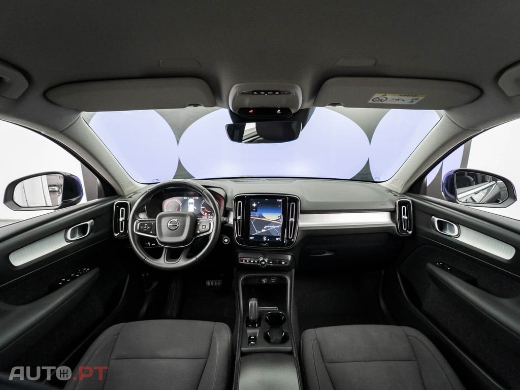 Volvo XC40 1.5 T5 PHEV Momentum