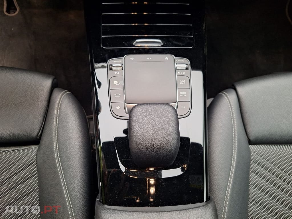 Mercedes-Benz A 180 d Business line Auto