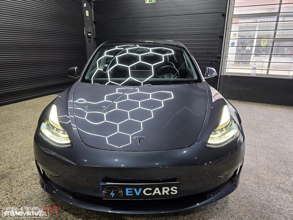 Tesla Model 3 Long Range AWD Dual Motor