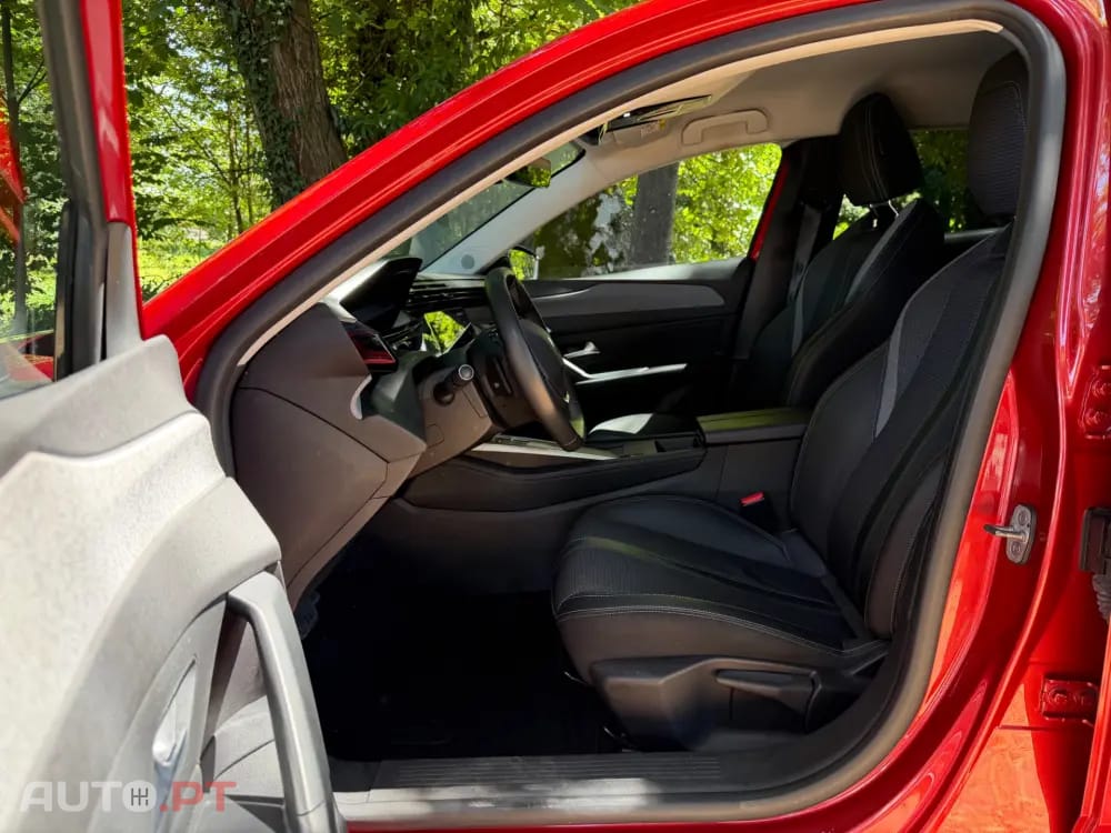 Peugeot 308 SW 1.2 PureTech Allure Pack EAT8