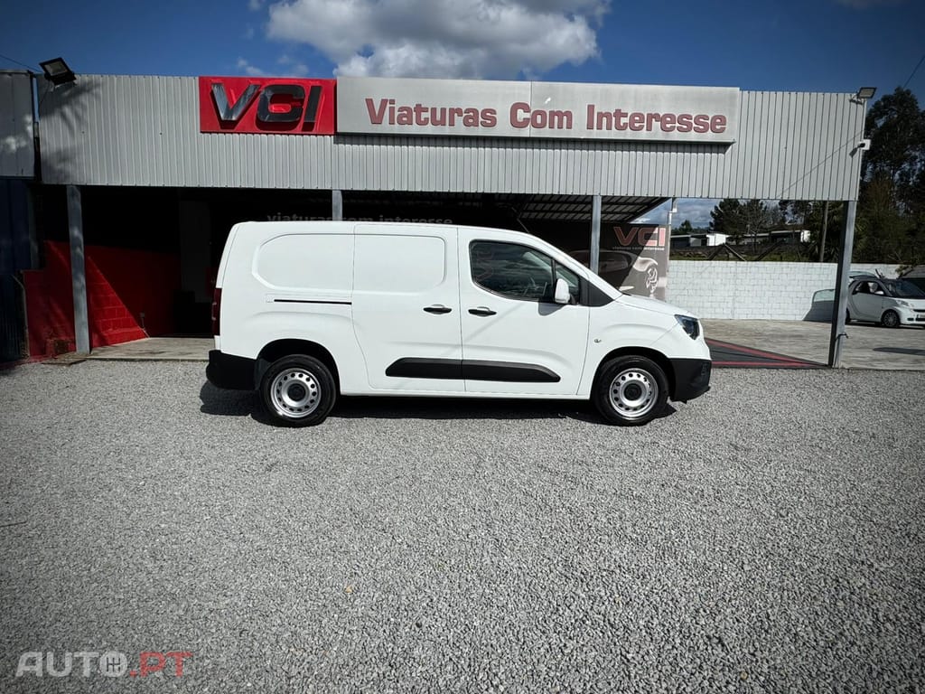 Opel Combo 1.5 CDTI 3 LUG. LONGA ENJOY