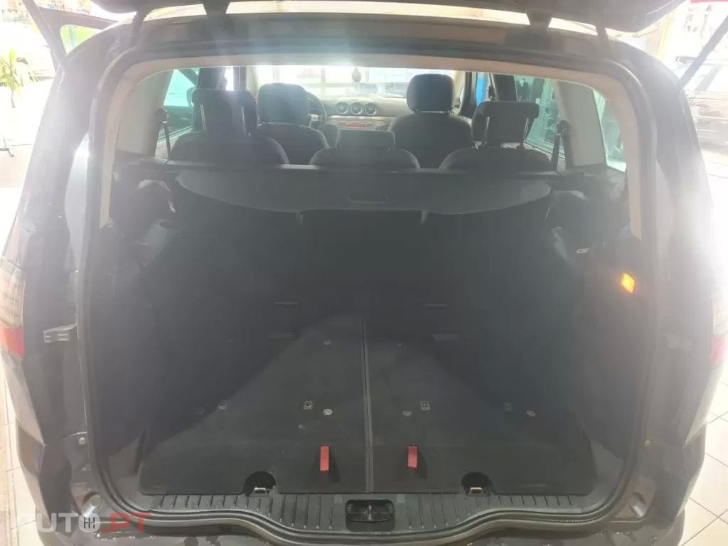 Ford S-Max 1.8 TDCi Titanium 7L