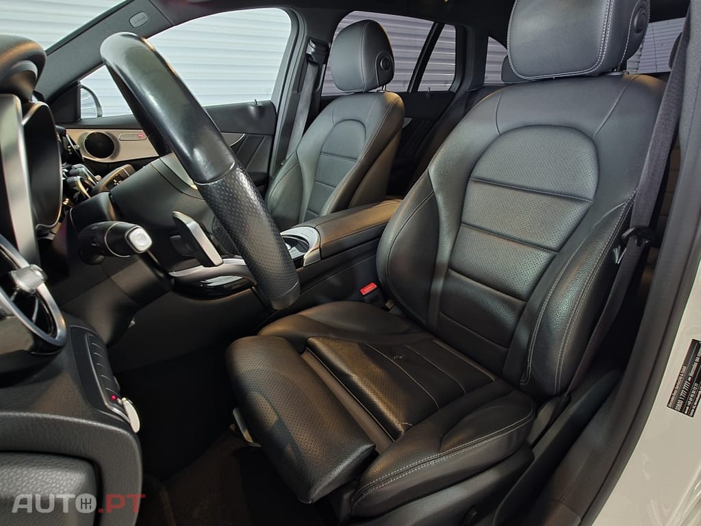 Mercedes-Benz C 220 d AMG Line