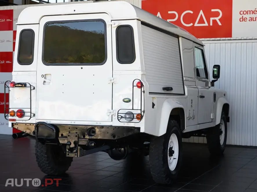 Land Rover Defender 90 SW 2.5 Td5 E