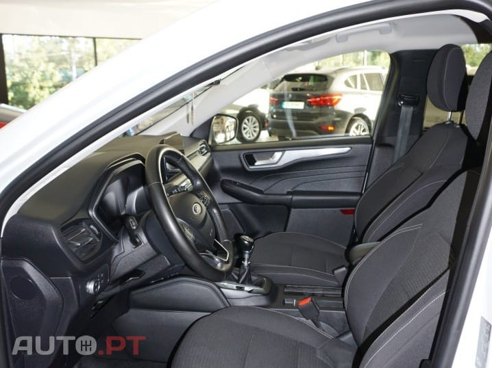 Ford Kuga 1.5 TDCi EcoBlue Titanium
