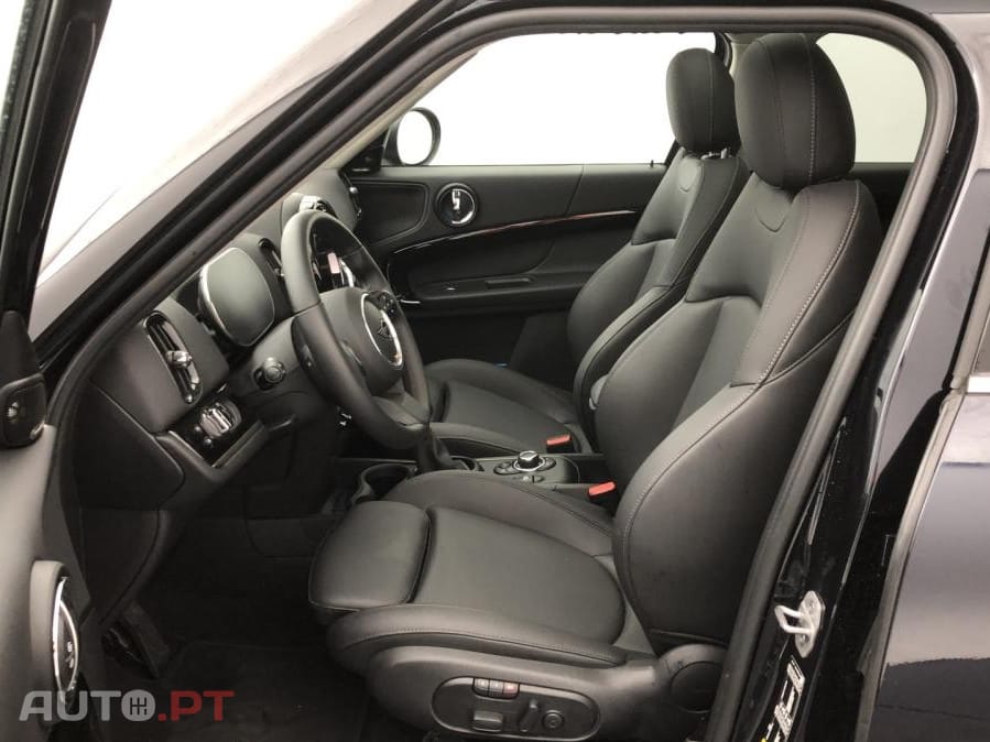 MINI Countryman Cooper SE Premium Plus Edition Auto