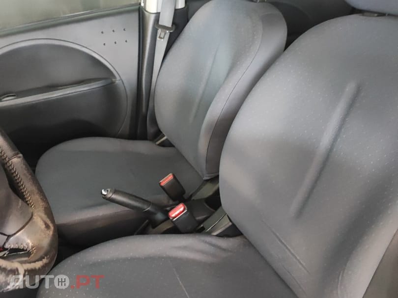 Peugeot iOn Standard