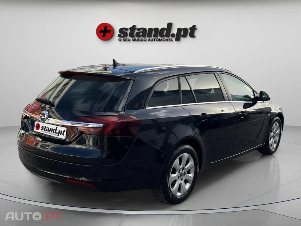 Opel Insignia Sports Tourer 1.4 T Executive GPL