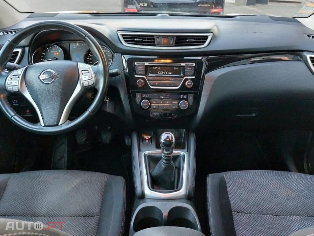 Nissan Qashqai 1.2 DIG-T N-Connecta 