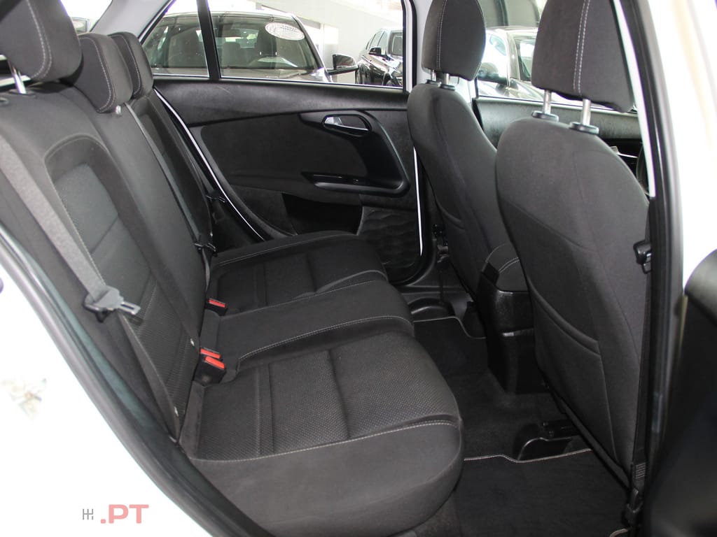 Fiat Tipo 1.3 M-Jet Easy J17