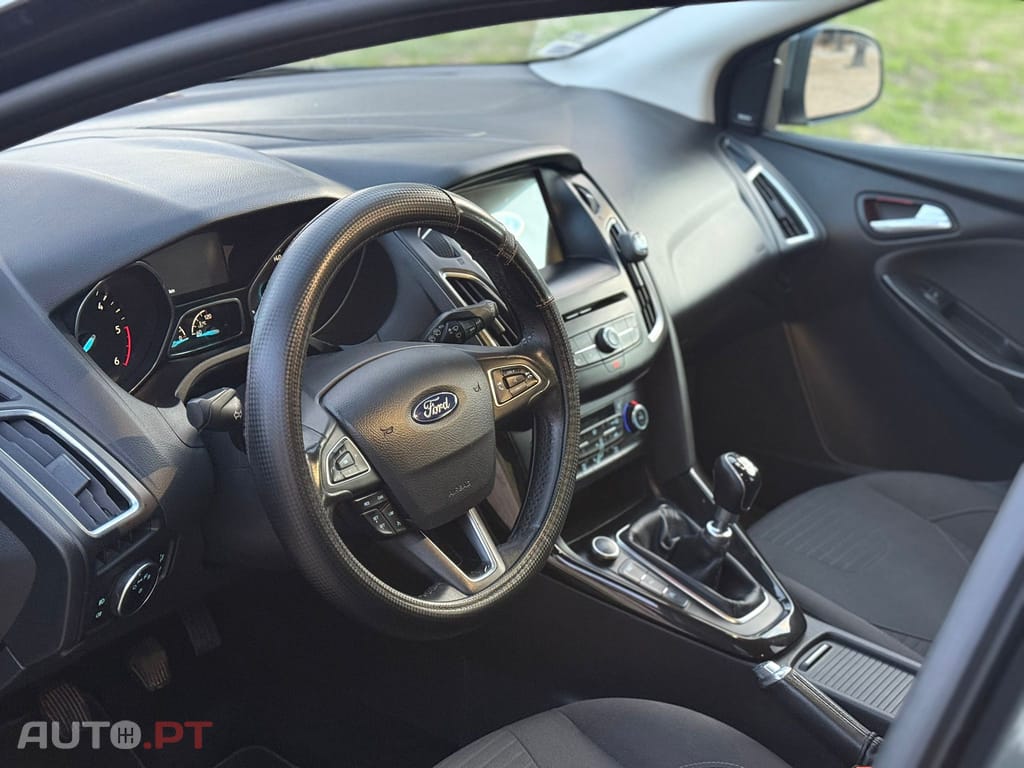 Ford Focus SW Titanium