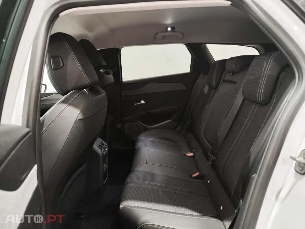 Peugeot 308 SW 1.2 PureTech Allure EAT8
