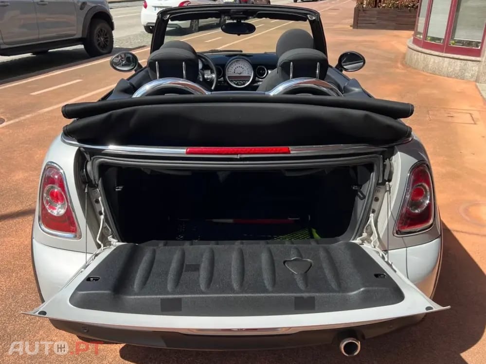 MINI Cabrio Cooper D