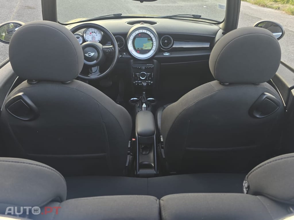 MINI Cabrio Cooper SD Auto