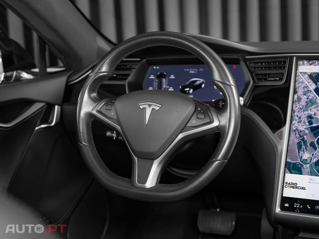 Tesla Model S 75D
