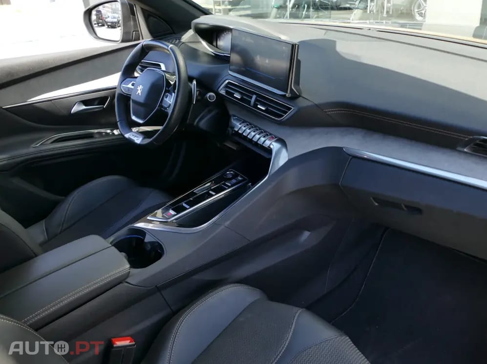 Peugeot 3008 1.5 BlueHDi GT EAT8