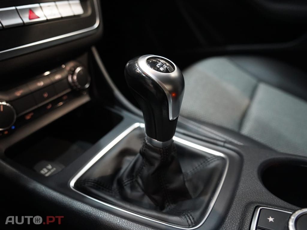 Mercedes-Benz CLA 180 d Style
