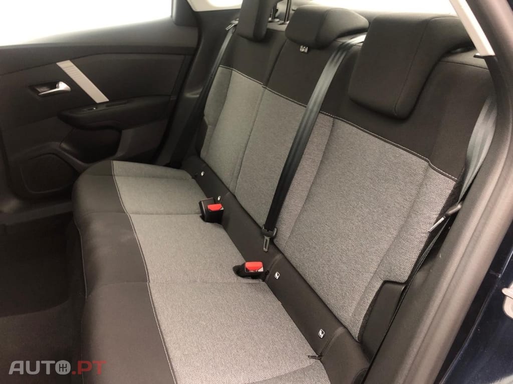 Citroen C4 X Hybrid You e-DCS6