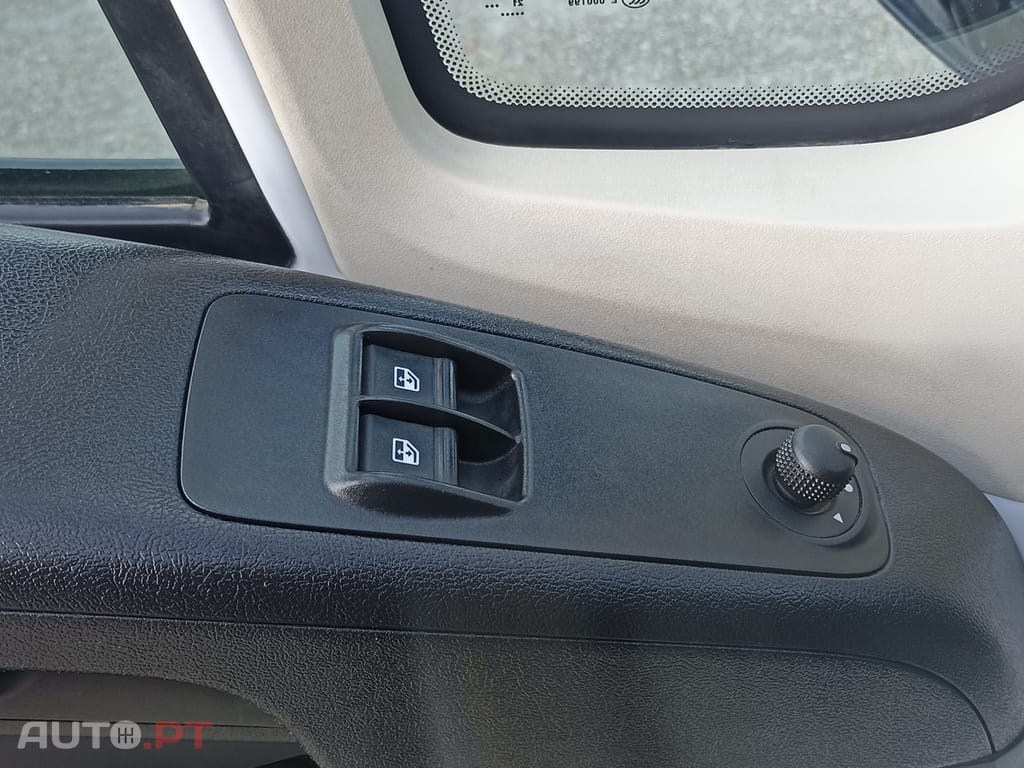 Peugeot Boxer 2.2 BlueHDi 335 L3 CD