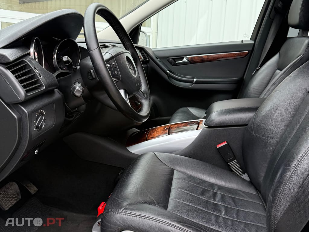 Mercedes-Benz R 320 CDi 4-Matic Longo