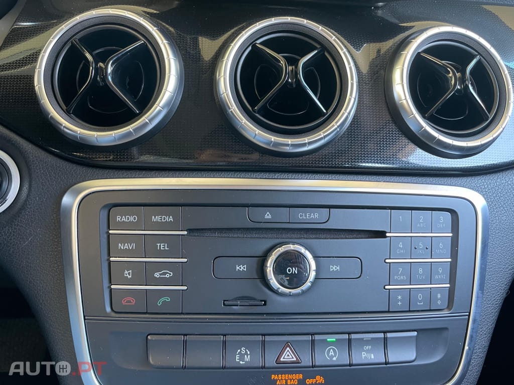 Mercedes-Benz CLA 220 d Shooting Brake AMG Line Aut.