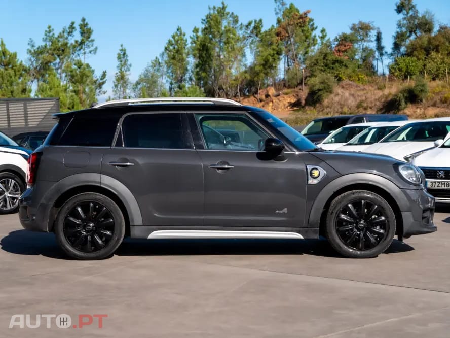 MINI Countryman Cooper SE ALL4 Auto