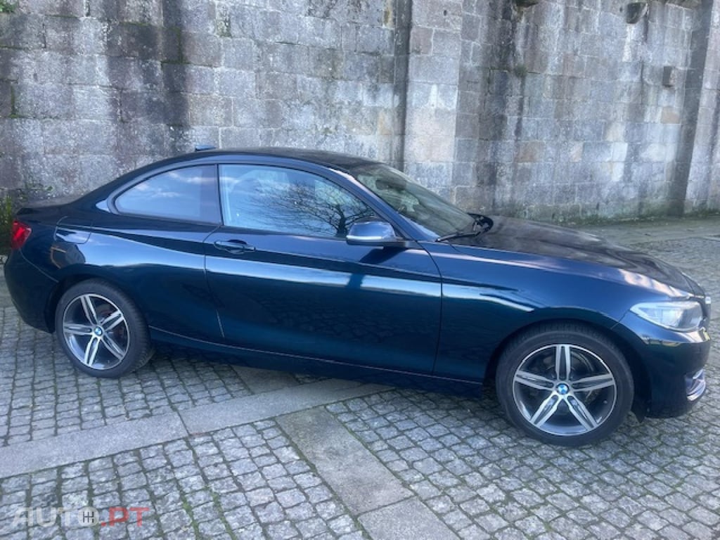 BMW 218 218i SPORT