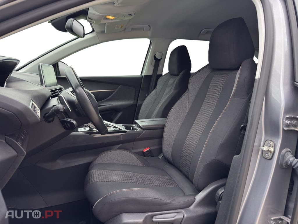 Peugeot 3008 PureTech 130 Stop & Start GPF EAT8 Active Business-Pack