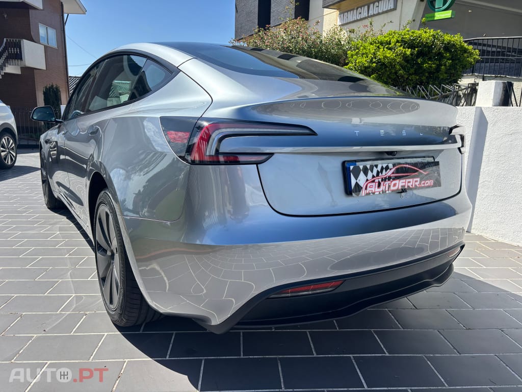 Tesla Model 3 Tração Traseira Premium