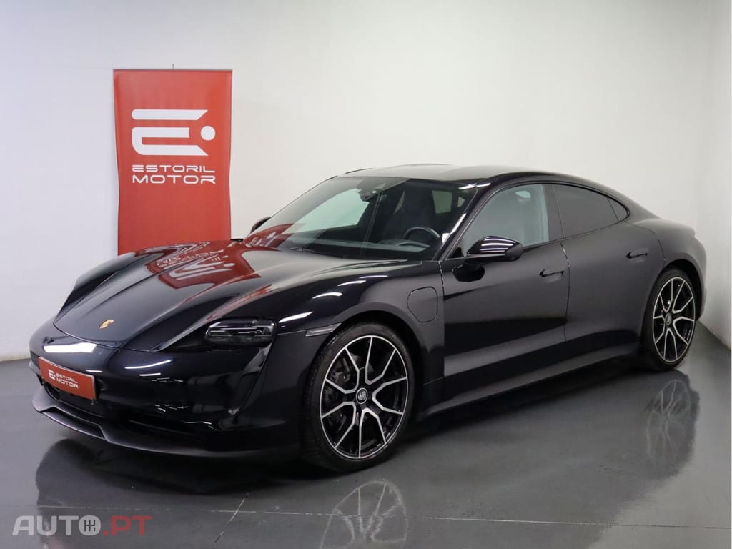 Porsche Taycan Standard