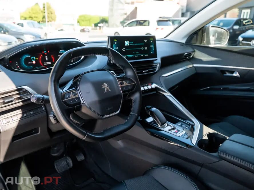 Peugeot 3008 1.6 Hybrid4 Allure Pack e-EAT8