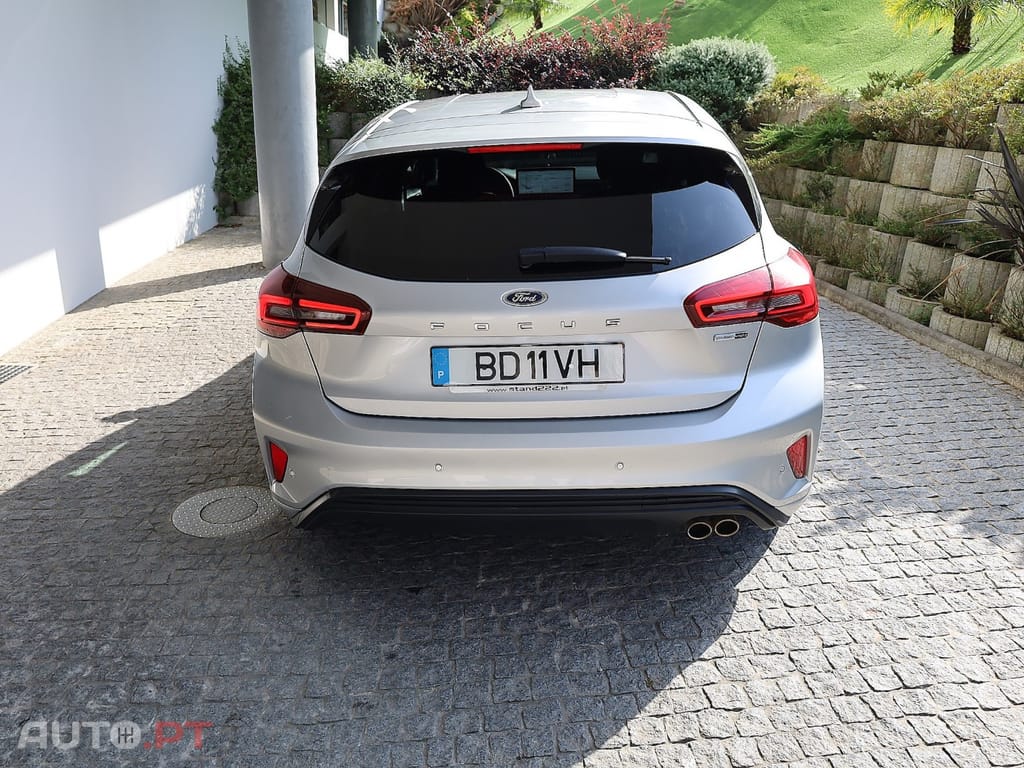 Ford Focus 1.0 EcoBoost MHEV ST-Line Aut