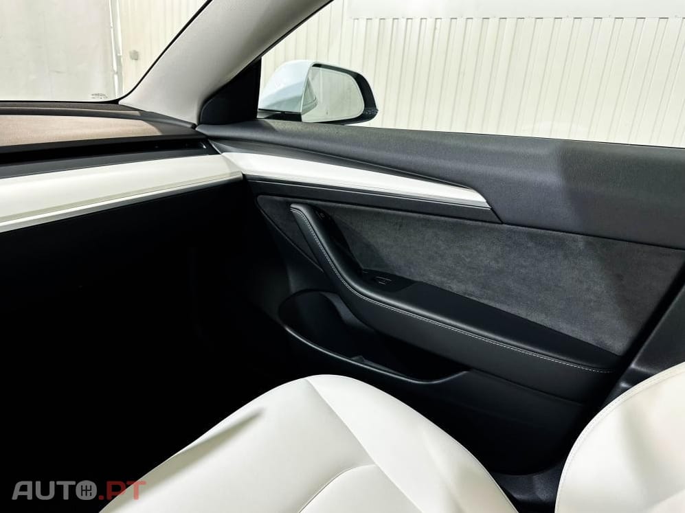 Tesla Model 3 Performance AWD