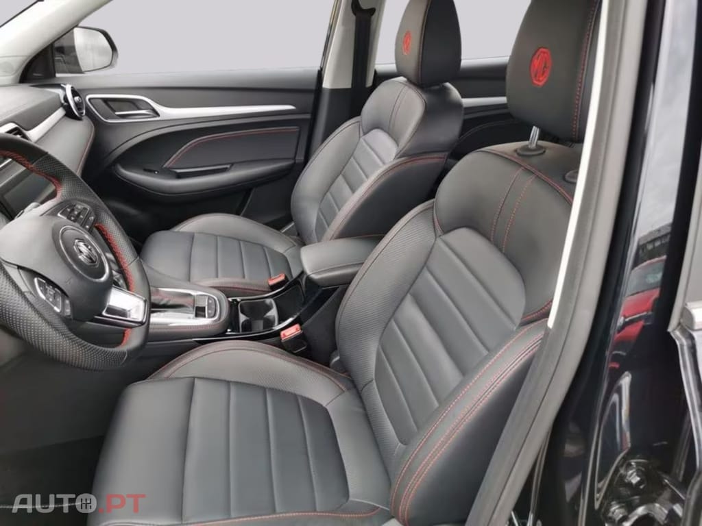 MG ZS  Luxury 1.0 