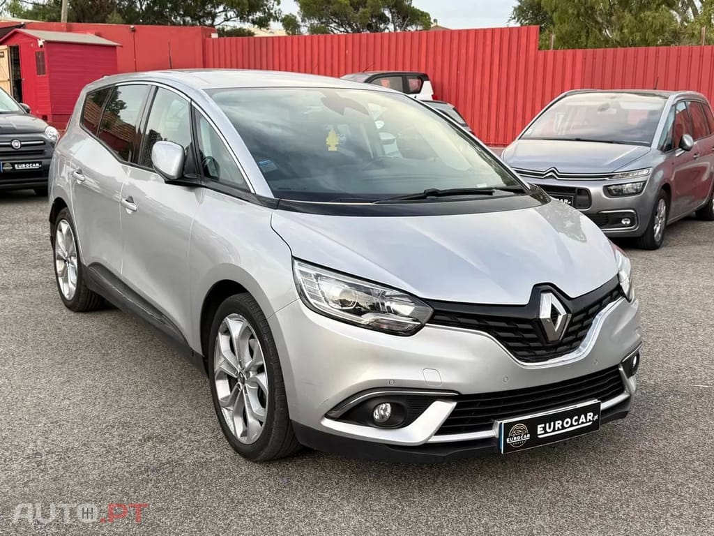 Renault Grand Scénic BLUE dCi 120 BLACK EDITION