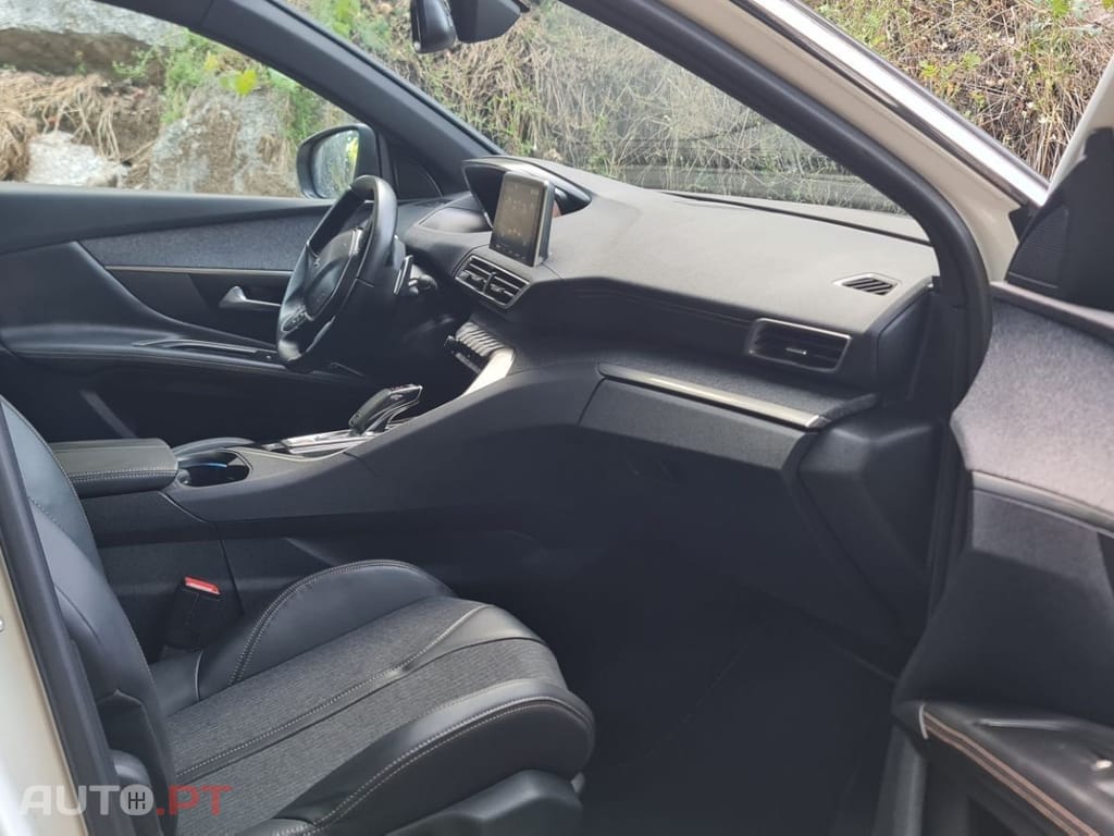 Peugeot 3008 1.5 BlueHDi GT Line EAT8