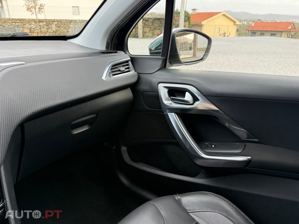 Peugeot 2008 e-HDi FAP 92 STOP & START Allure