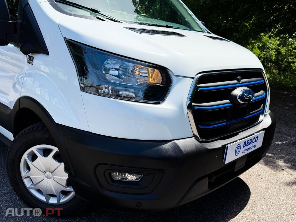 Ford Transit L4H3 Trend