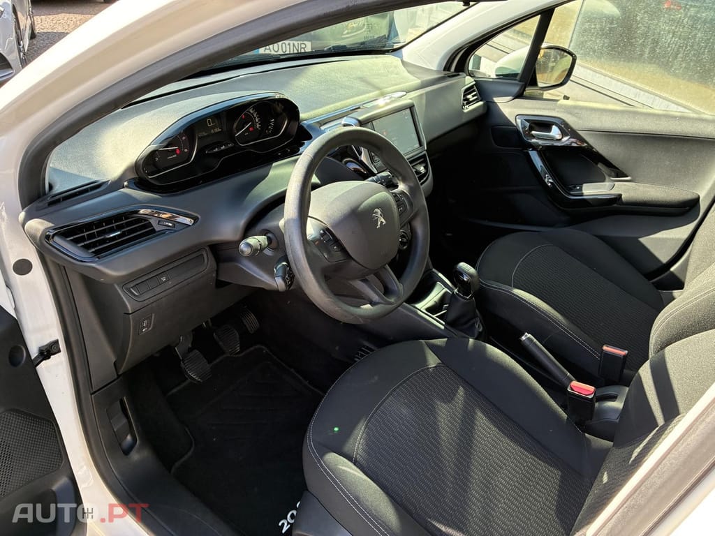 Peugeot 208 1.5 BlueHDi Active
