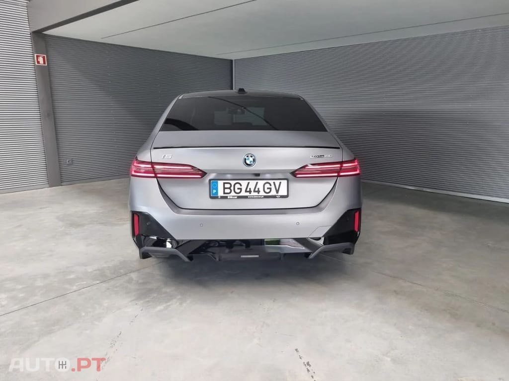 BMW i5 eDrive40 Pack Desportivo M Pro