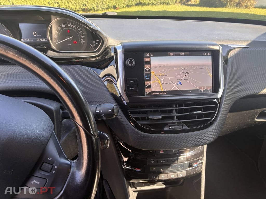 Peugeot 2008 1.2 PureTech Allure