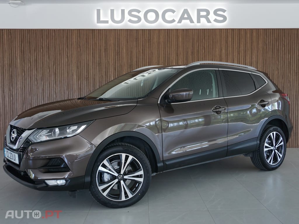 Nissan Qashqai 1.5 dCi N-Connecta J18