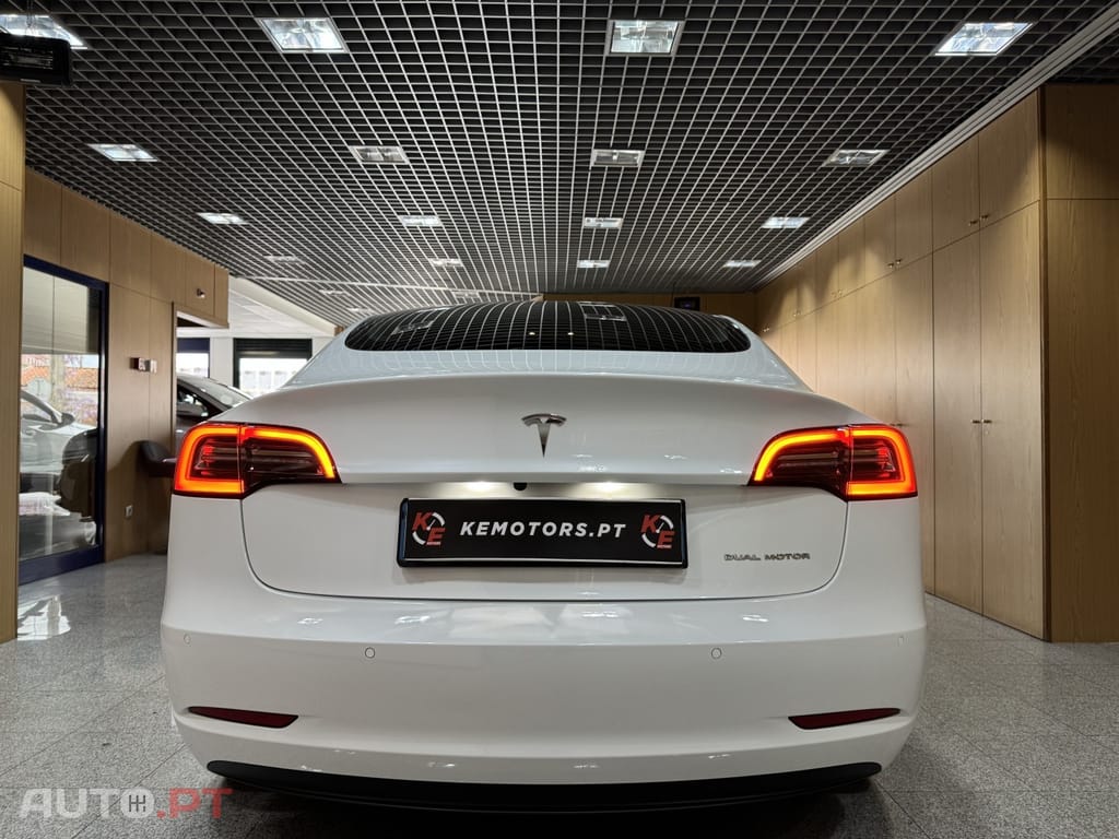 Tesla Model 3 Long Range Tração Integral