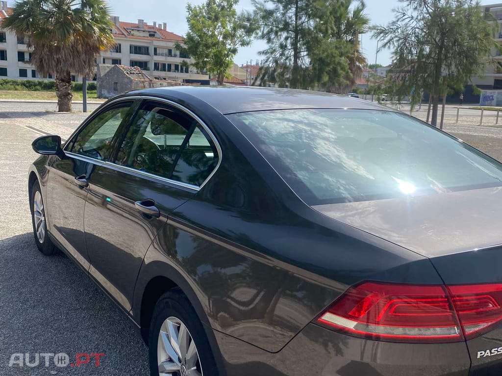 Volkswagen Passat Confortline