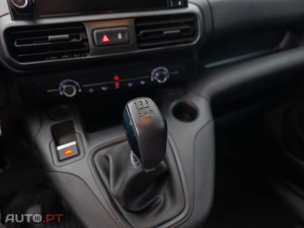 Peugeot Partner 1.5 BlueHDi Premium Standard