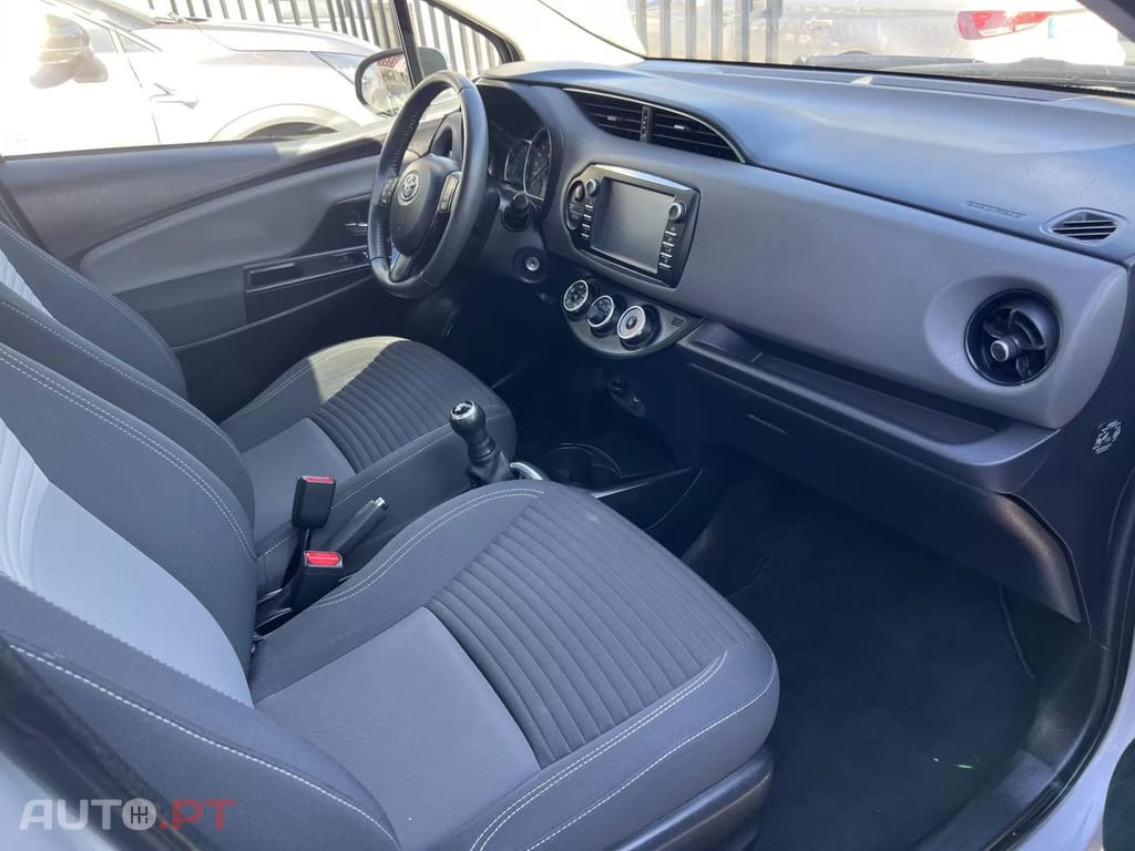 Toyota Yaris 1.0 VVT-i Exclusive