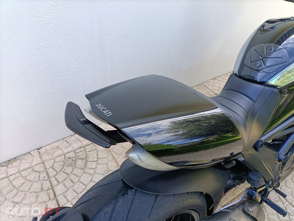 Ducati Diavel CROMO ABS