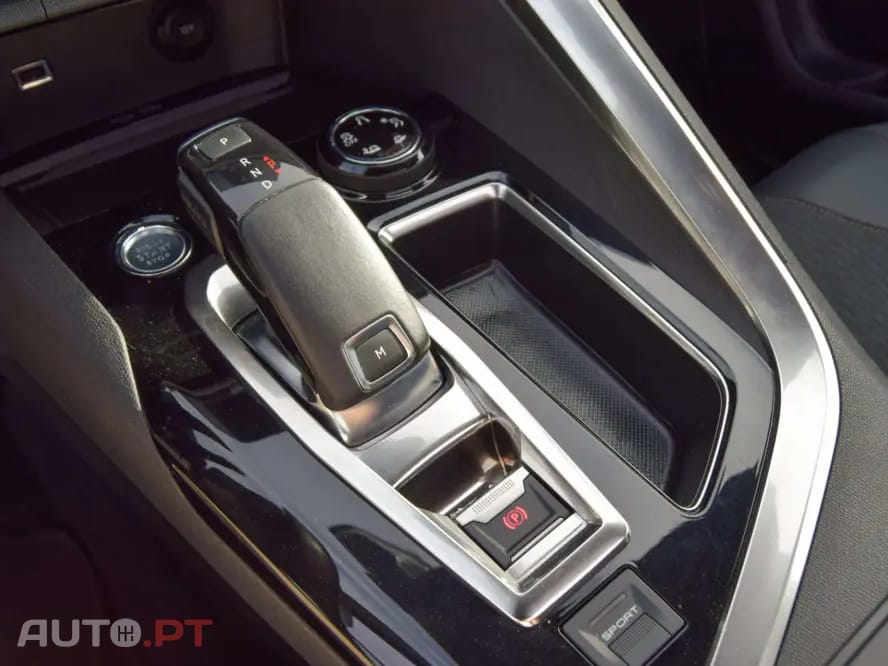Peugeot 3008 1.5 BlueHDi GT Line EAT8
