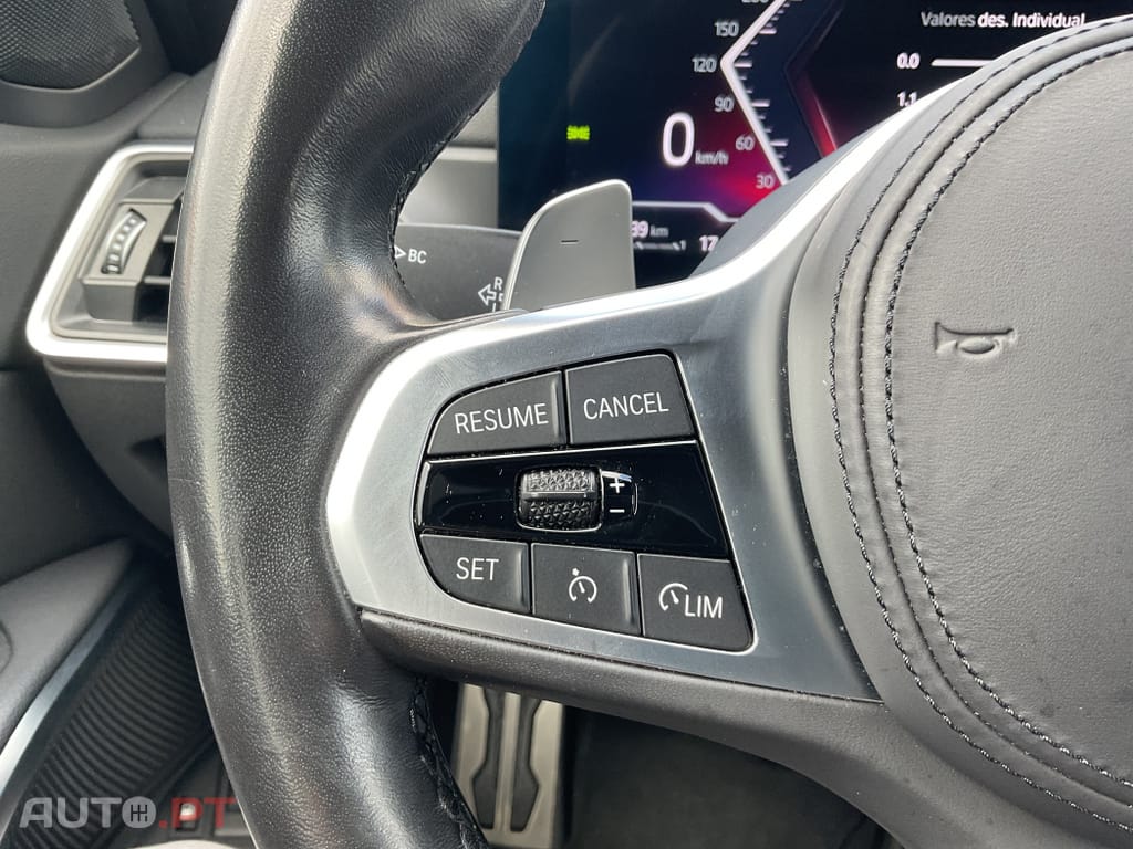 BMW 330 e Pack M Auto