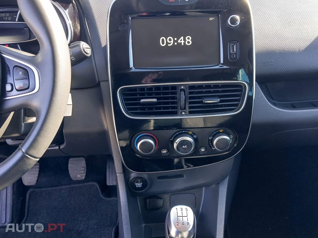 Renault Clio 0.9 TCe Limited Bi-Fuel